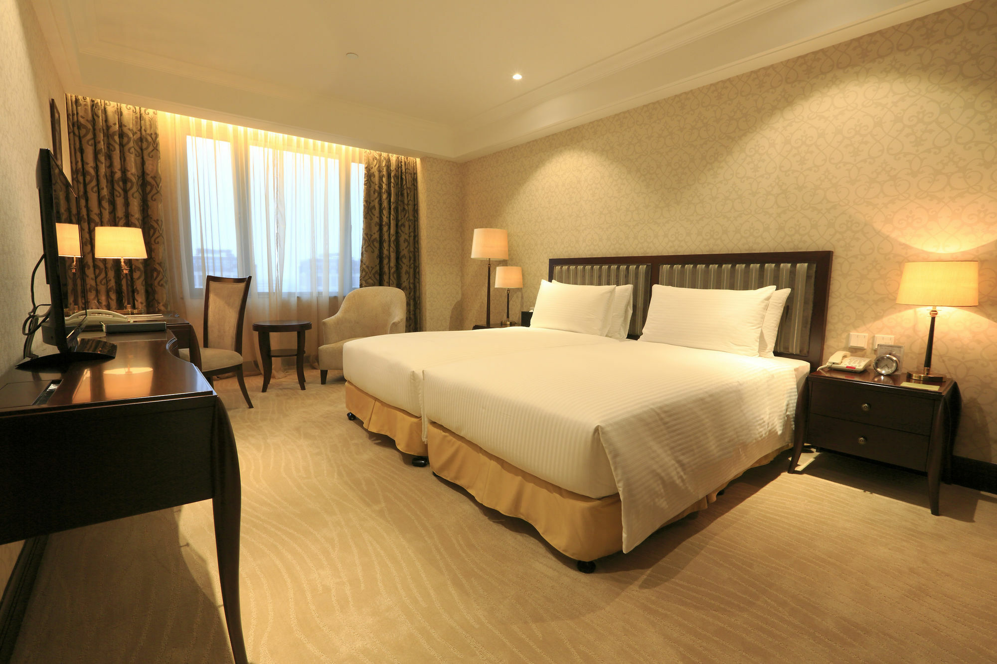 Evergreen Laurel Hotel, Khách sạn Thượng Hải